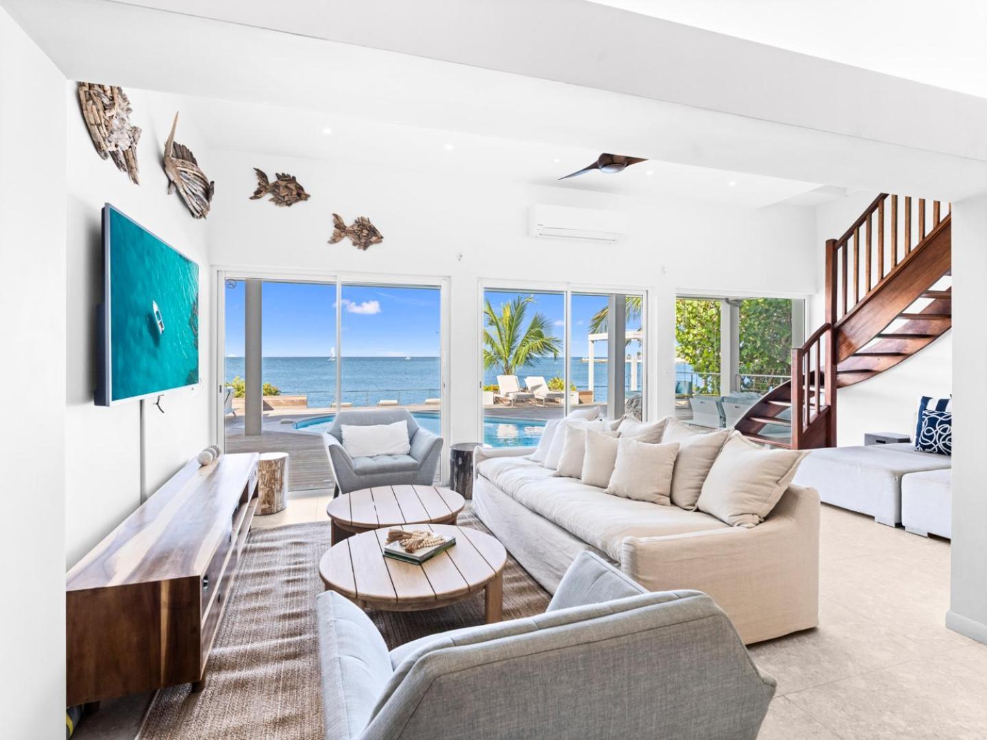 Surfsong Villa- Luxury Water Front Villa For 12 Maho Ngoại thất bức ảnh