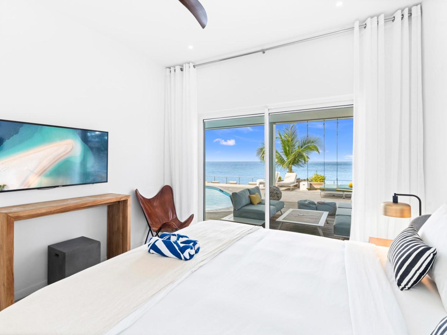 Surfsong Villa- Luxury Water Front Villa For 12 Maho Ngoại thất bức ảnh